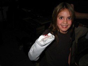 the teeth are a hair clip. Genius.